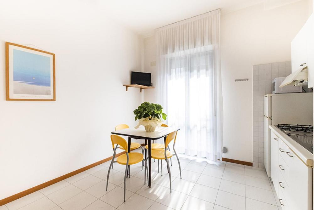 Residence Caterina Cattolica Eksteriør bilde